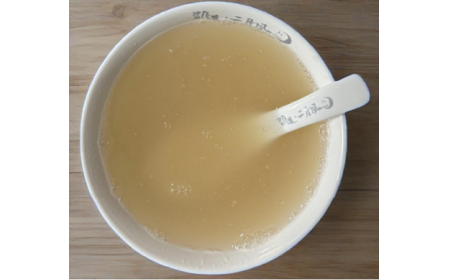 葛粉沖調(diào)新手必看！告別“白色尷尬”，一碗晶瑩剔透的有機野生葛根粉是這樣沖出來的！